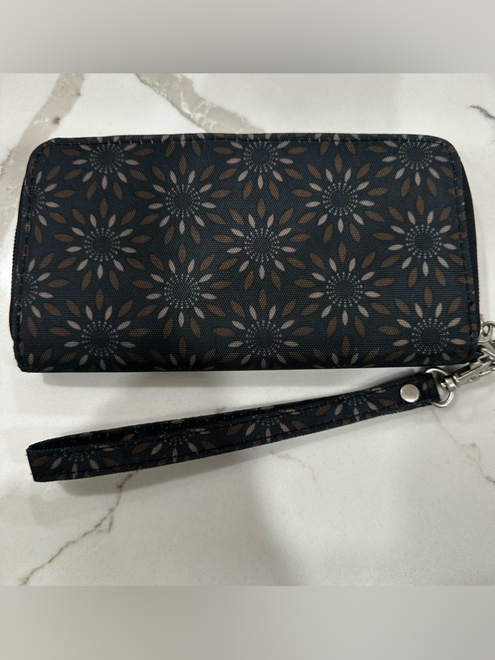 Travelon RFID Blocking Zip Around Wristlet Wallet - Black/Brown Floral - Picture 6 of 11